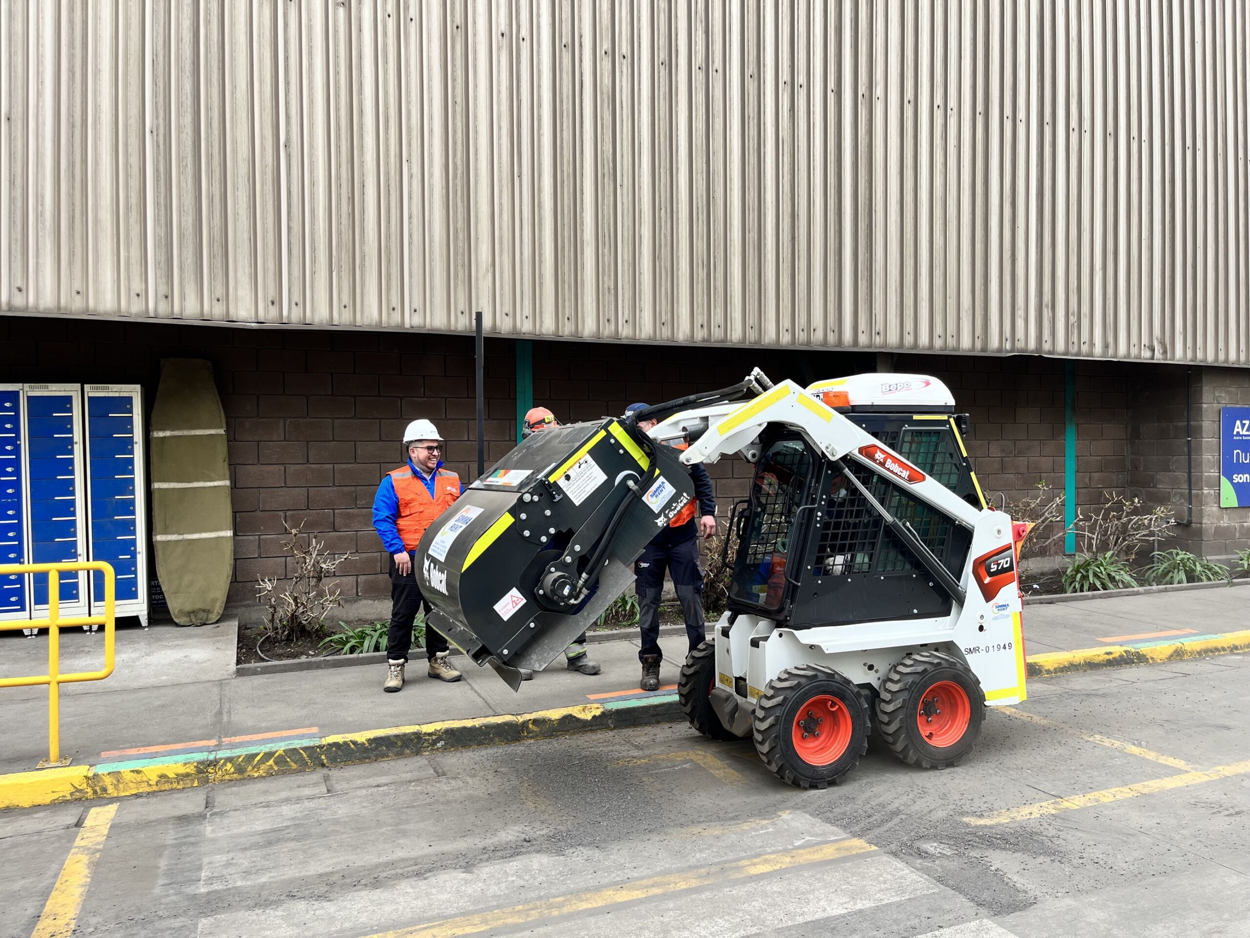 Arriendo minicargador