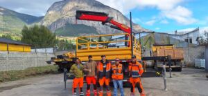 Grúa Palfinger PK33002 en Coyhaique