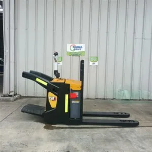 Transpaleta eléctrica Cat 1.6 a 2.0 Tons