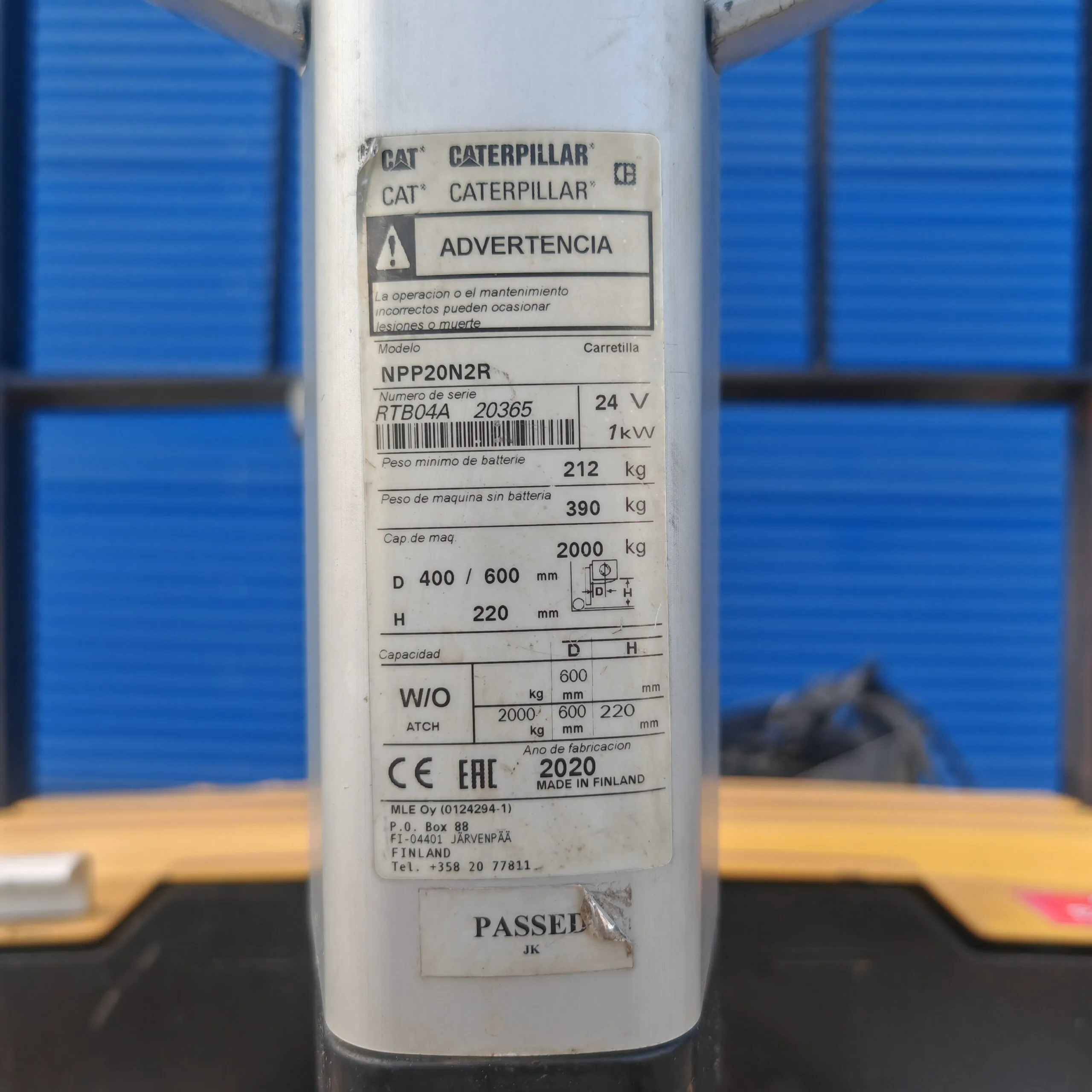 Transpaleta eléctrica Cat 1.6 a 2.0 Tons - Imagen 2