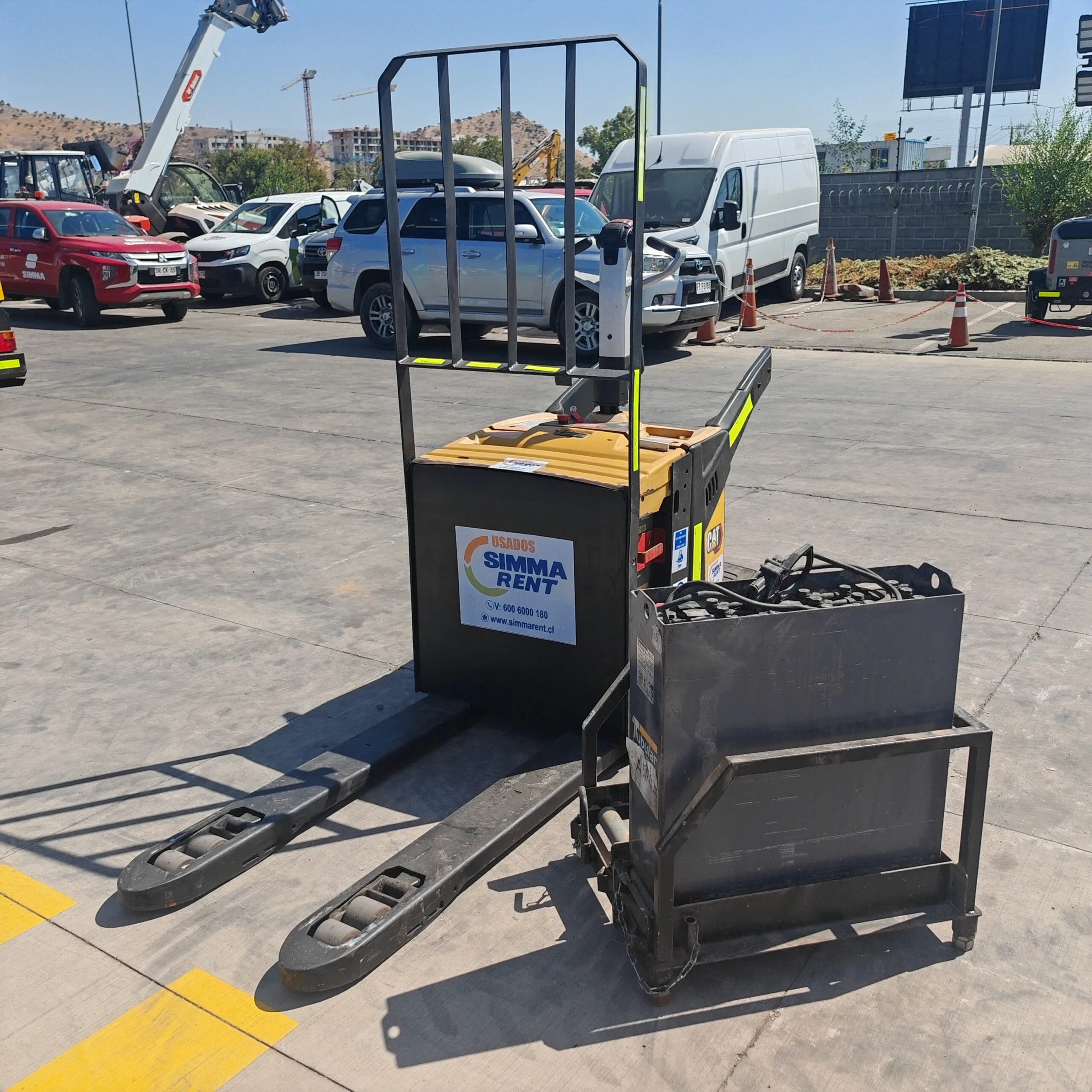 Transpaleta eléctrica Cat 1.6 a 2.0 Tons - Imagen 6