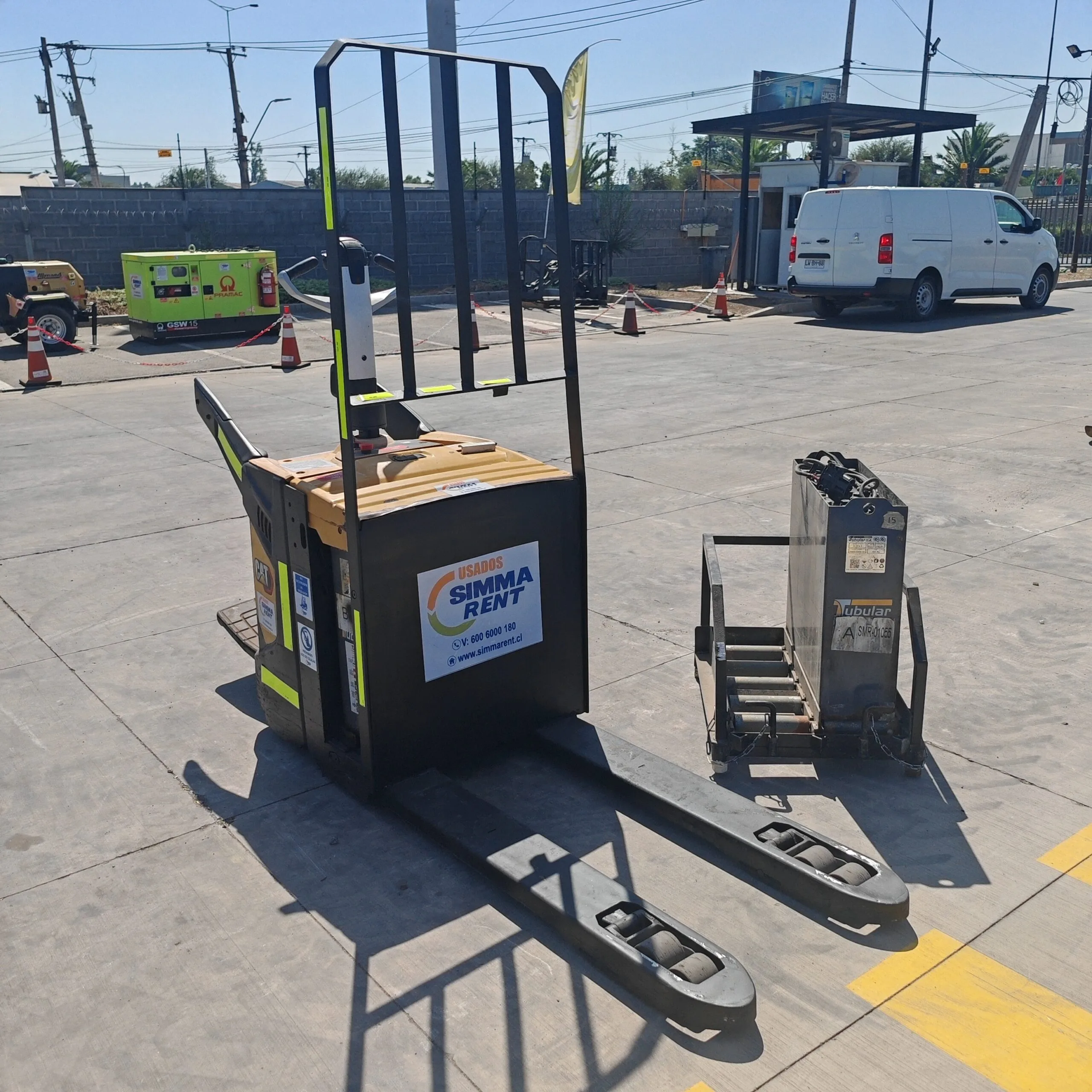 Transpaleta eléctrica Cat 1.6 a 2.0 Tons - Imagen 5