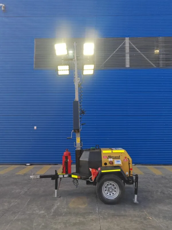Torre de Iluminación ALLMAND LED