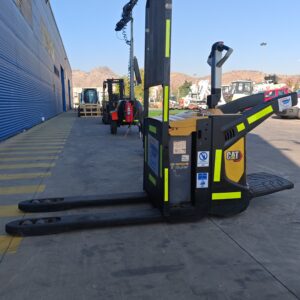 Transpaleta eléctrica Cat 1.6 a 2.0 Tons
