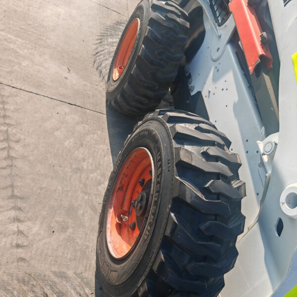 Minicargador Bobcat S770 - Imagen 12