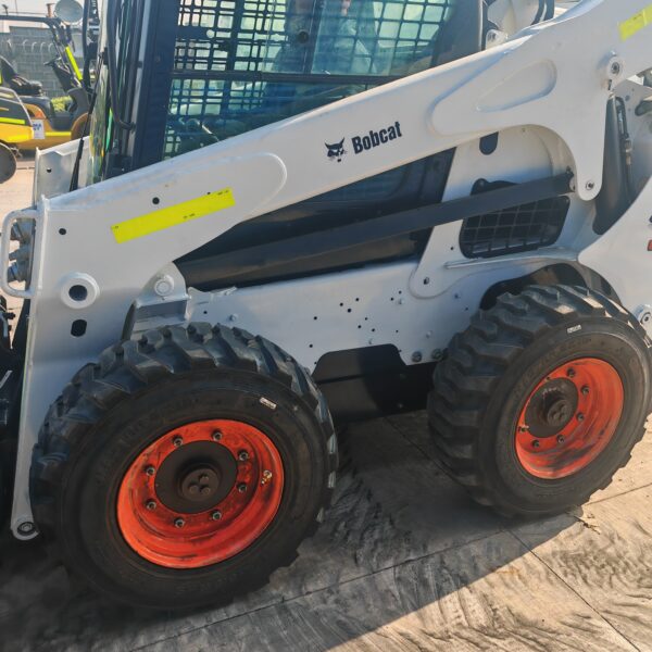Minicargador Bobcat S770 - Imagen 11