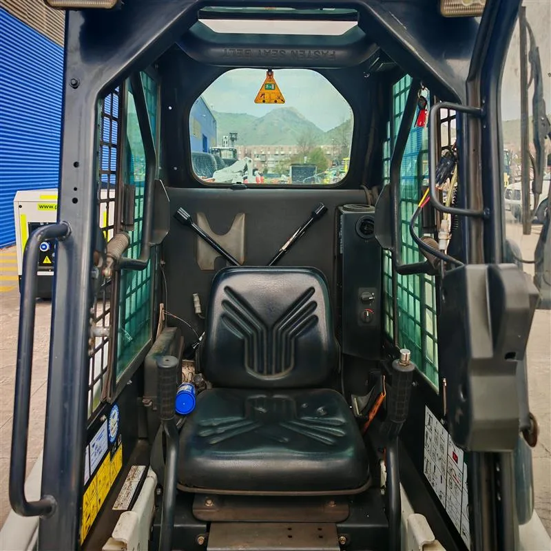 Minicargador Bobcat S70 - Imagen 5