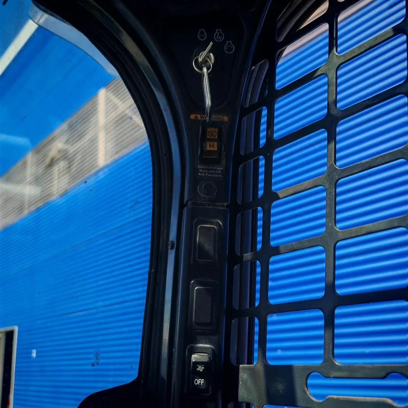 Minicargador Bobcat T770 - Imagen 5