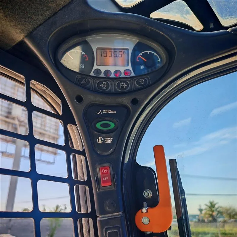 Minicargador Bobcat T770 - Imagen 13