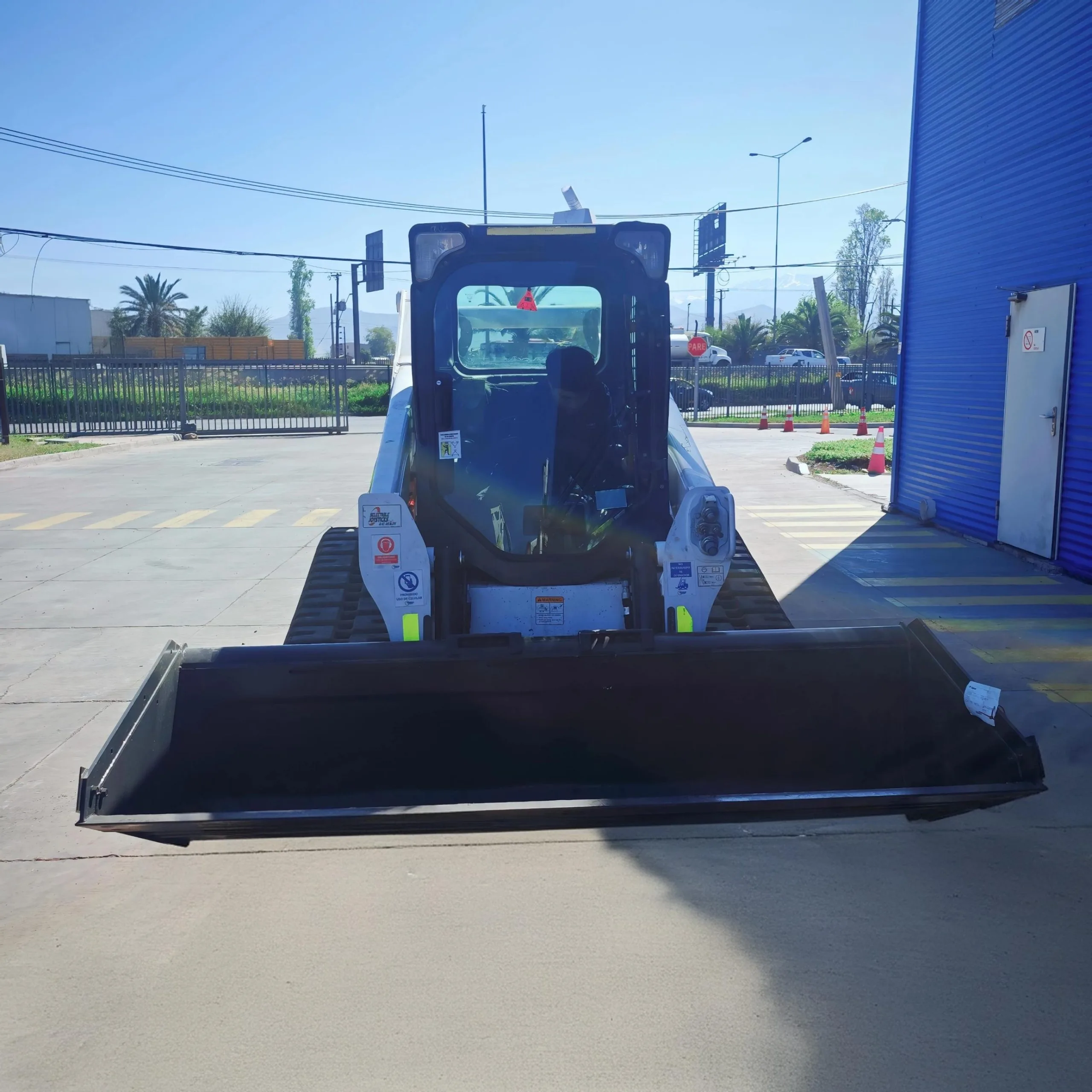 Minicargador Bobcat T770 - Imagen 3