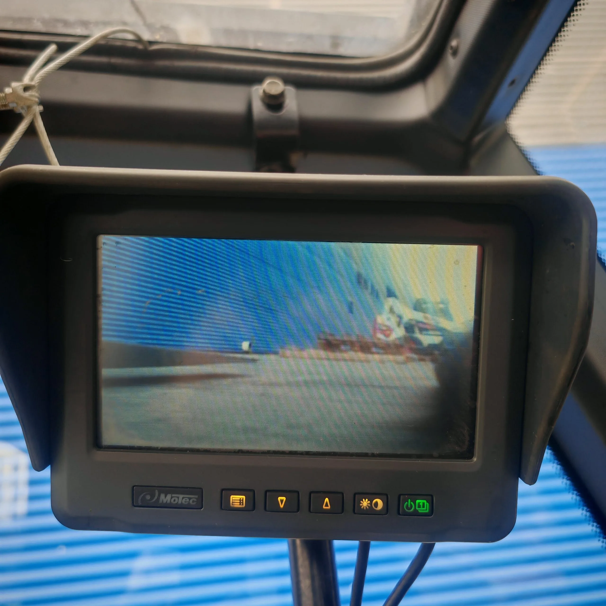 Montacarga Retráctil con Mástil Movil de 1.4 a 2.5 Tons NR14-NR25N2X - Imagen 10