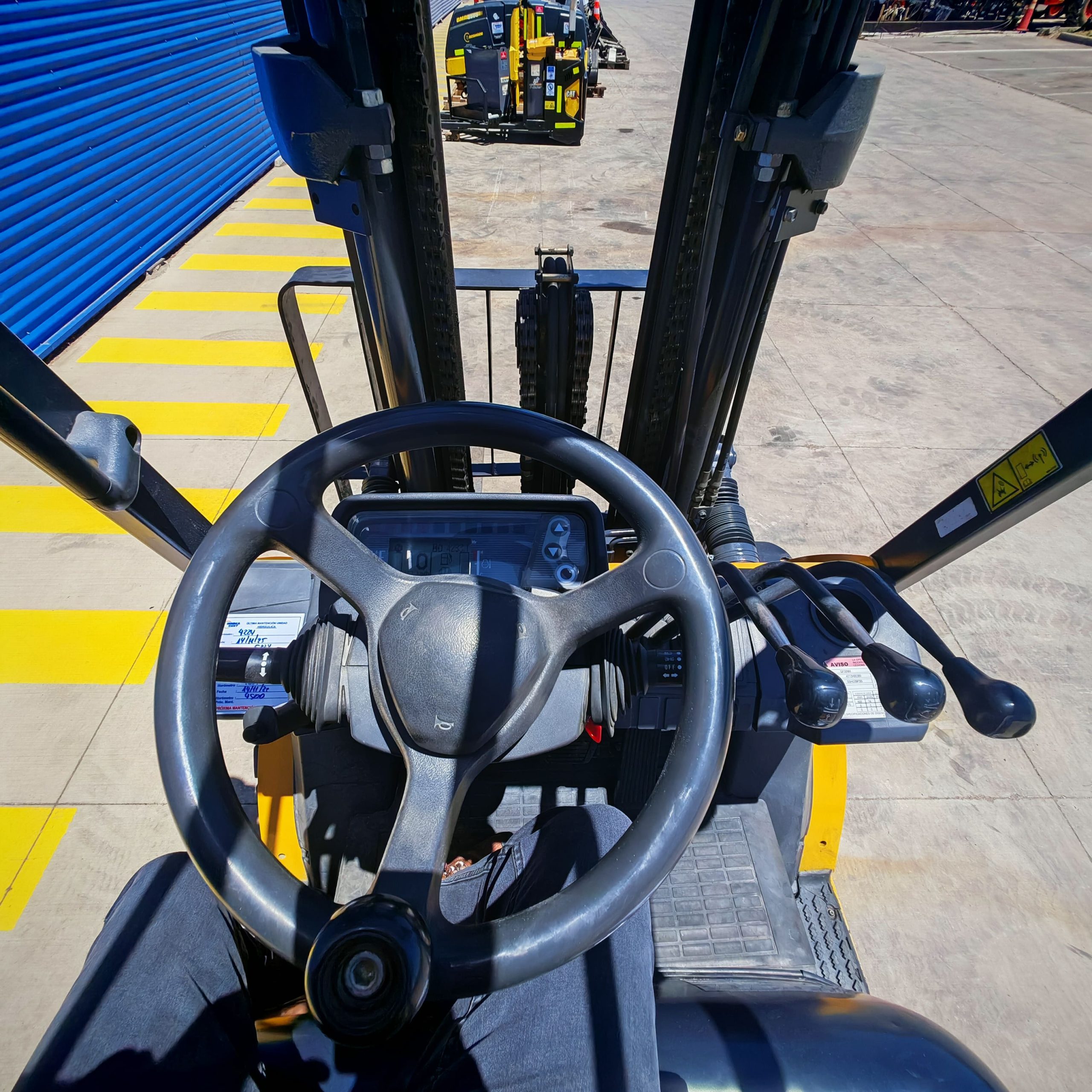 Grúa Horquilla GP15NM-DP35NM - Imagen 11