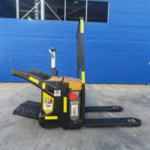 Transpaleta eléctrica Cat 1.8 a 2.0