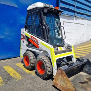 Minicargador Bobcat S70