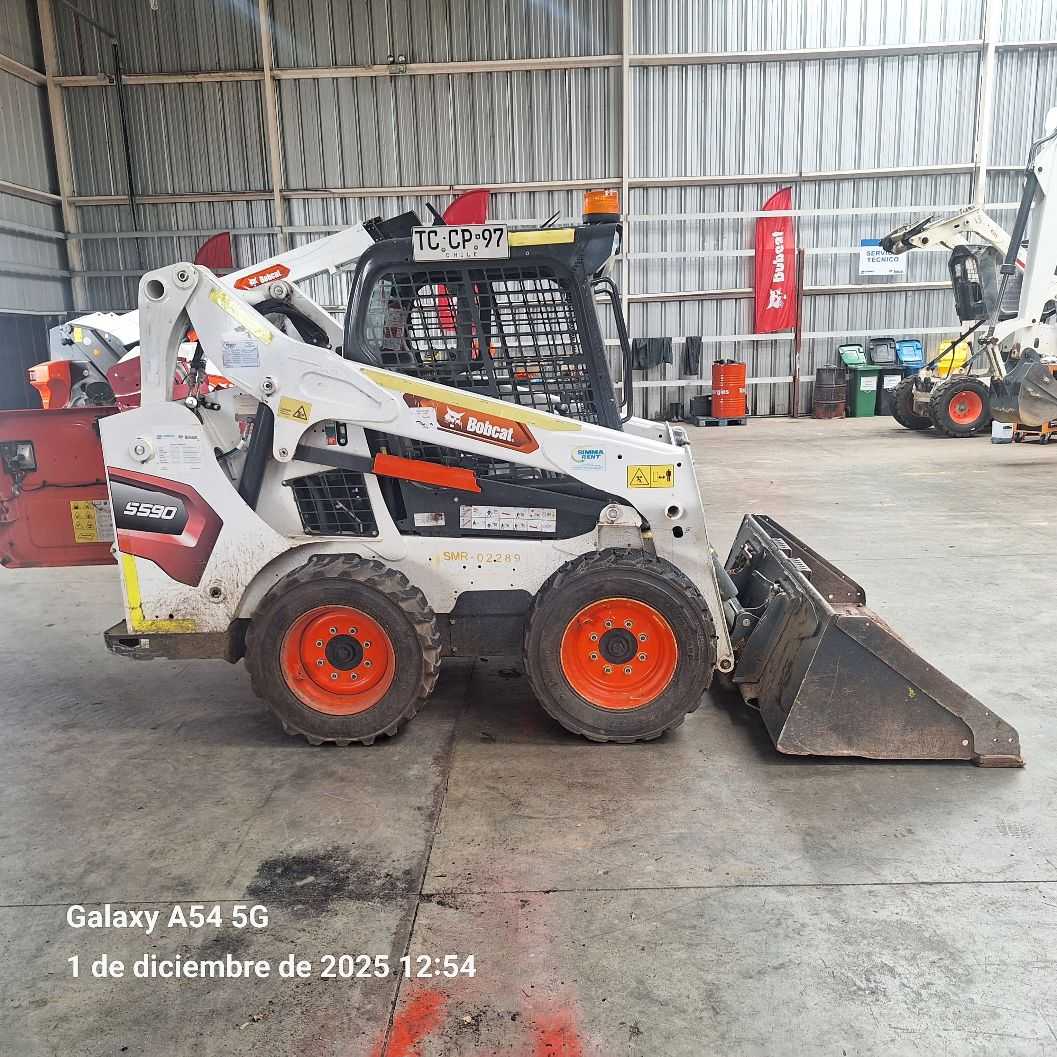 Minicargador Bobcat S590 - Imagen 2
