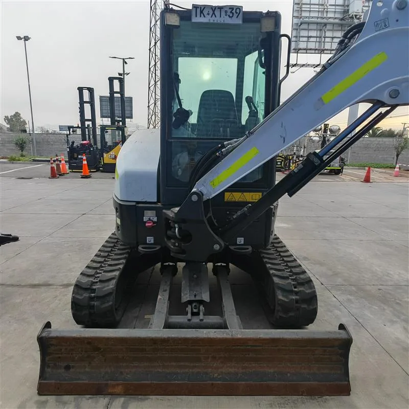 Miniexcavadora Bobcat E35 - Imagen 10