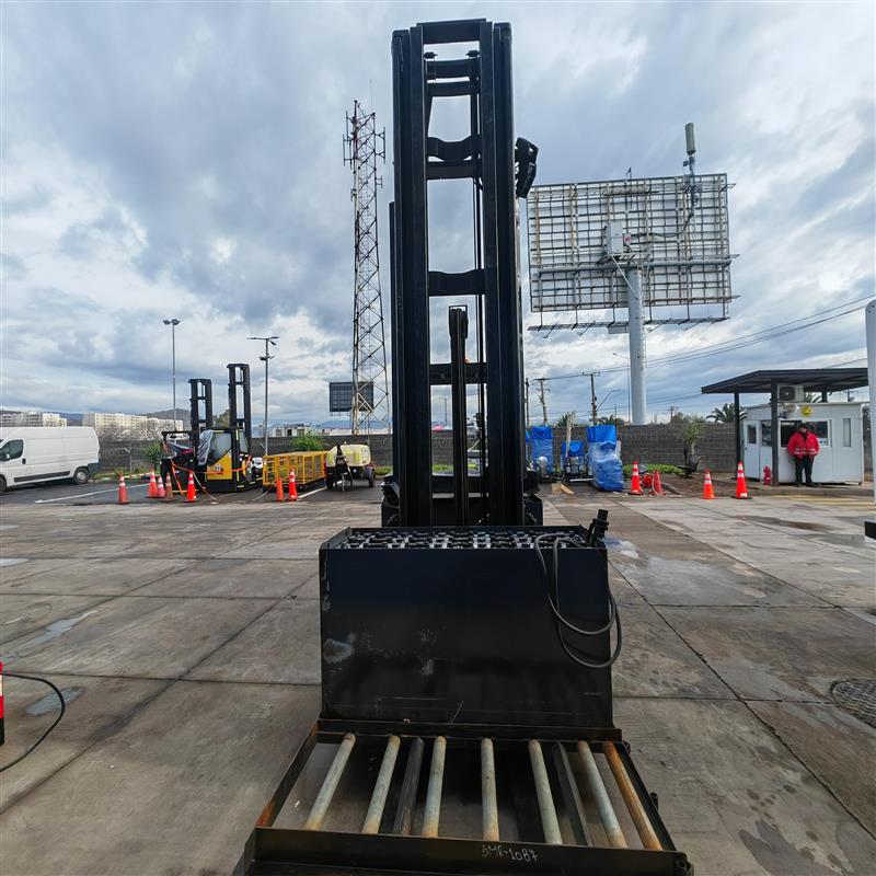 Apilador hombre de pie a bordo CAT de 1.2 a 2.0 Tons NSR12N-NSR20N Serie: RTB34A00302 - Imagen 9