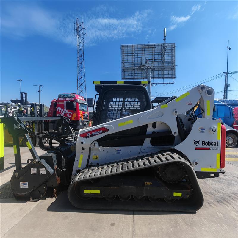 Minicargador Bobcat T770